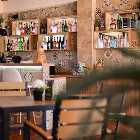 Kristin Palace Aparthotel 4*