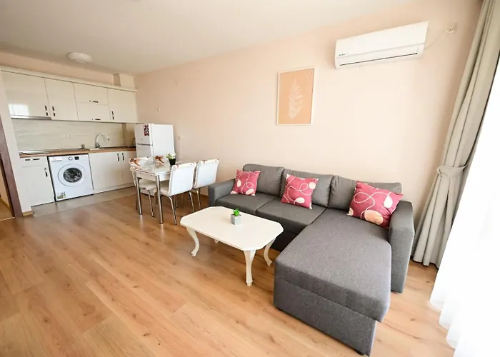 Апартхотел Kristin Palace Обзор