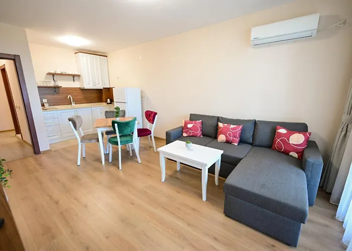 Kristin Palace Обзор