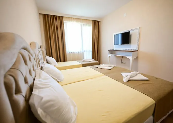 Kristin Palace Апартхотел 4*