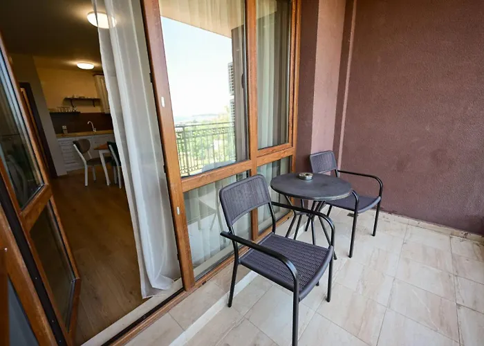 Апартхотел Kristin Palace