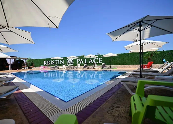 Апартхотел Kristin Palace 4*