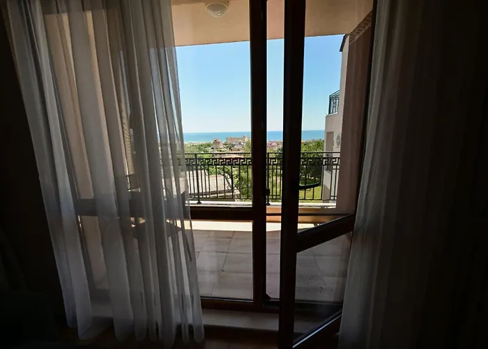 Kristin Palace Апартхотел